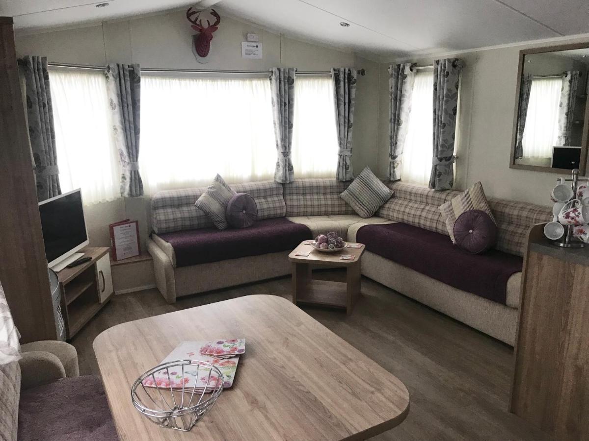 3 Bedroom Self-Catering Holiday Home Stepps Bagian luar foto