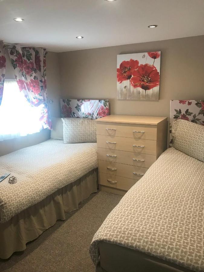 3 Bedroom Self-Catering Holiday Home Stepps Bagian luar foto